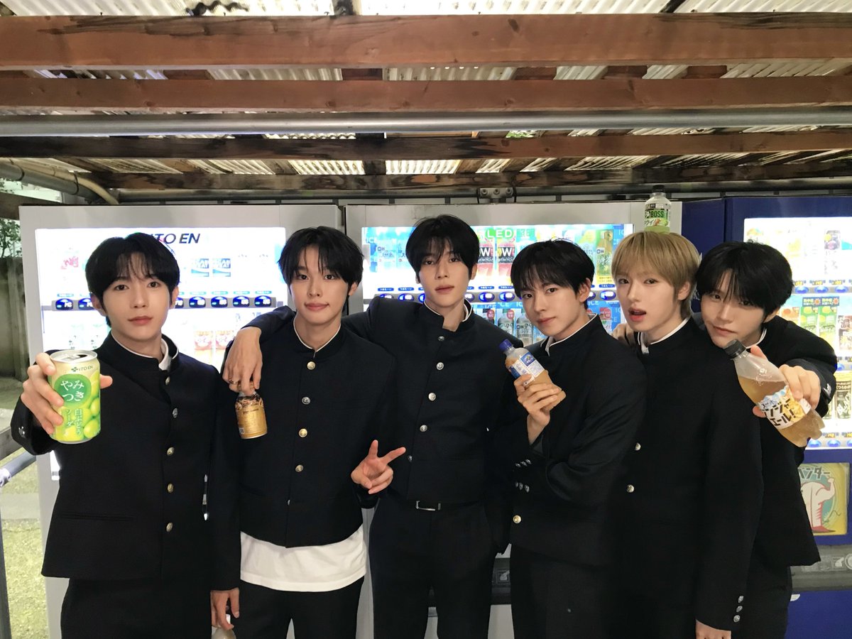nctwishofficial's tweet photo. #NCTWISH #WISH_BoyMeetsGirl
#BoyMeetsGirl #YO_I_DON! 
#NCT_10TH_ANNIVERSARY https://t.co/UYmVivFbKO