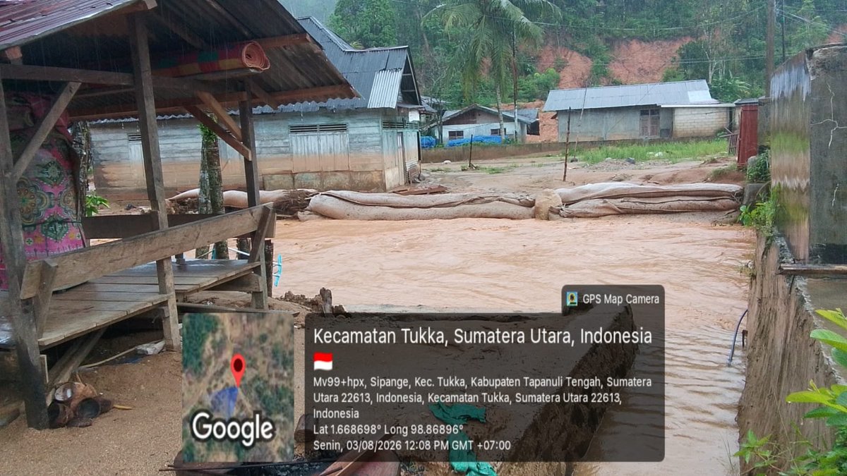 Joen_Sihotang's tweet photo. @indepenSumatera Sampai saat ini masih hujan deras seharian.
Doakan yang terbaik.
#prayfortapteng
#prayforsumut https://t.co/1oc92Z5Wru