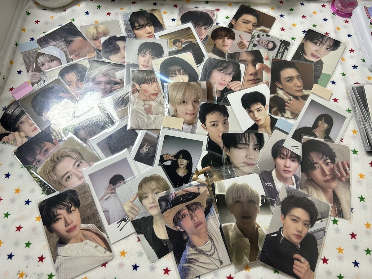 superpowerss09's tweet photo. ‧˚꒰🐶꒱  WTS รีทวิต สุ่มแจก
บั้มBOTHSIDES1 รางวัล   ‧ ₊

ป่อยในไลฟ์วันพุธที่5/8 เวลา 18.50
 *มีมากกว่าที่ถ่าย*
—> https://t.co/Uu8SjZFDxu จิ้ม ๆ
มีแจกการ์ดในไลฟ์ ฝากเด็ก ๆ ด้วยเน้อออ

#ตลาดนัดnctdream #ตลาดนั้นnct127 https://t.co/UknHJtHx41