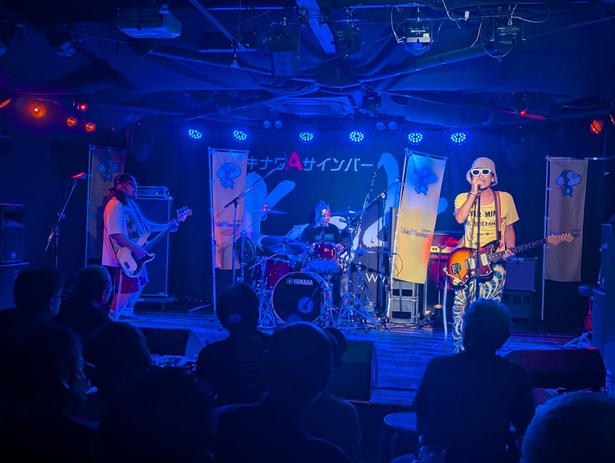 DRUMS_SHOKO's tweet photo. 昨日のご一緒
#ThousandSlide
#reborn
#stonehead
#カモーンズ
イベント名そのままに
イケオジ達のロッケンロー
でした https://t.co/dgHfaajUUs
