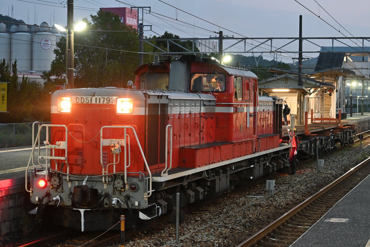 R11_Reika's tweet photo. 2026/7/29

万富で折り返す工臨が走りました
DD51 1179+チキ2B

工9786〜工9785 https://t.co/lvqAlybVl0