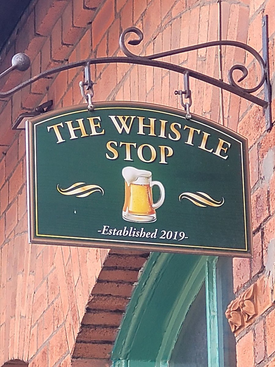 danielrbates82's tweet photo. 📍The Whistle Stop micro pub Grantham, Lincolnshire
Drink: Usually beers from the Zest Brewery here.
Pub number 902 visited since 16th August 2021.
My pub review: https://t.co/yB3XdpFApm
#pub #bars #beer #beers #ale #beerlover #beerlovers #craftbeer https://t.co/nNhMfPOFQy
