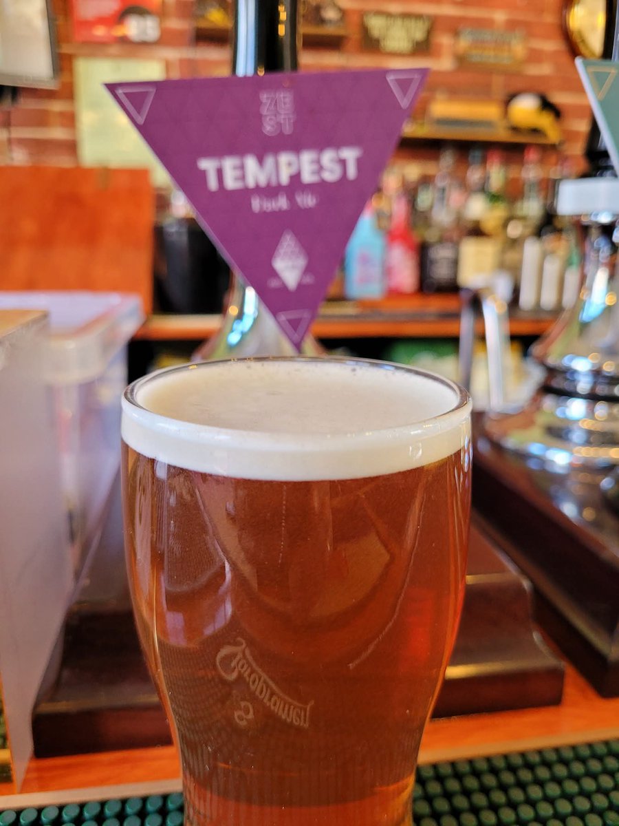 danielrbates82's tweet photo. 📍The Whistle Stop micro pub Grantham, Lincolnshire
Drink: Usually beers from the Zest Brewery here.
Pub number 902 visited since 16th August 2021.
My pub review: https://t.co/yB3XdpFApm
#pub #bars #beer #beers #ale #beerlover #beerlovers #craftbeer https://t.co/nNhMfPOFQy