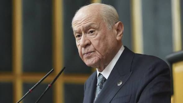 ConflictTR's tweet photo. Devlet Bahçeli:

Türk aile yapısı tehdit altında. Nüfus artış hızımız da büyük düşüşte.

Bu Türkiye'nin geleceği için bir beka meselesidir. Acil tedbir alınmalı. https://t.co/8rTG1ph32z