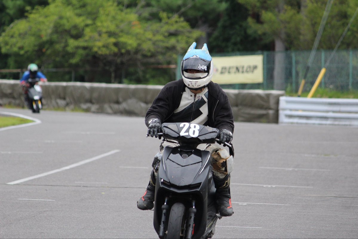 satoru_cbr's tweet photo. 灼熱の中5時間通勤車両に乗るとかいう苦行してきた https://t.co/r0FAIuj8tv