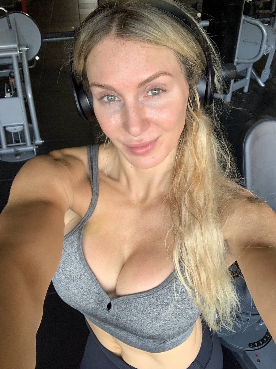 FlairForTheGxld's tweet photo. On to the next one. https://t.co/Sesmxi1vkC