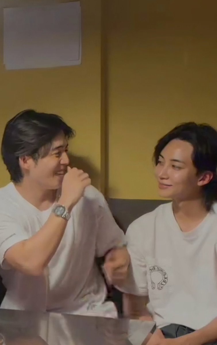 trissycherry's tweet photo. พิรุธพิราบมาก https://t.co/qcxGsP8XMd