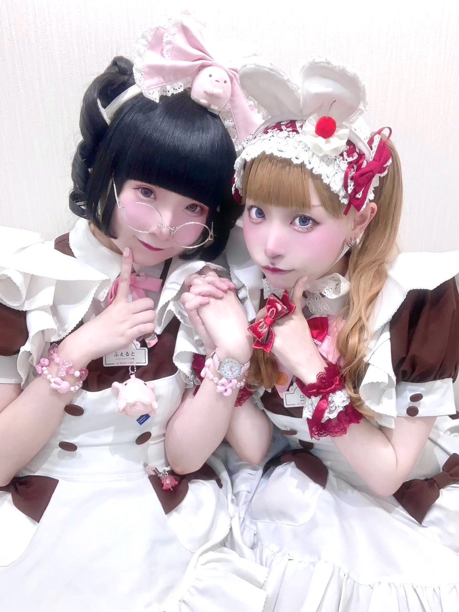maid_roze's tweet photo. ずっと一緒にいたいな(´ ｡•ω•｡)っ⌒♡｡． https://t.co/uih0BT2xeP