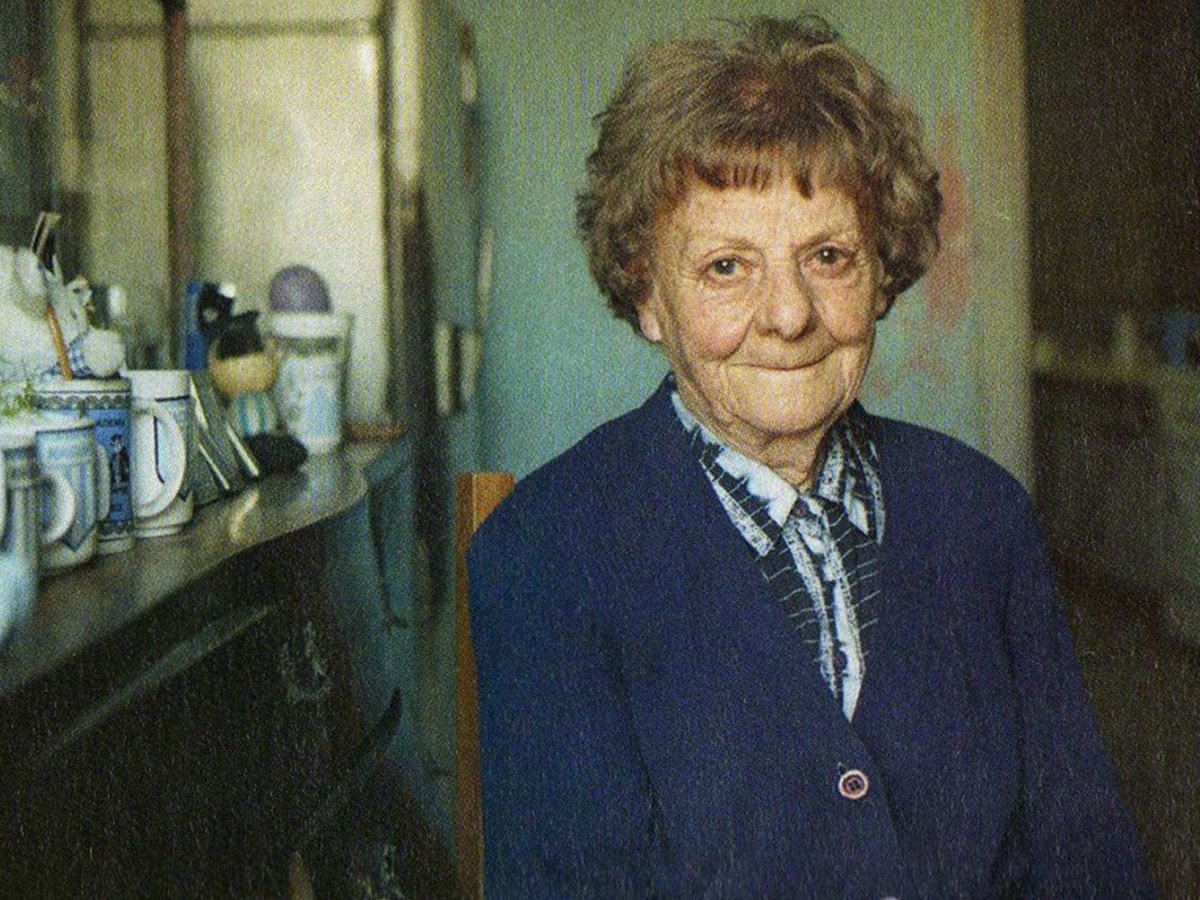 Comu_Racing's tweet photo. Tita nunca se fue, Tita siempre está ♾️

Un 3/8 pero de 1999 Elena "Tita" Mattiussi pasaba a la inmortalidad.
Su compromiso, su amor y su dedicación por el club fueron únicos. https://t.co/XgWSFqgdvo
