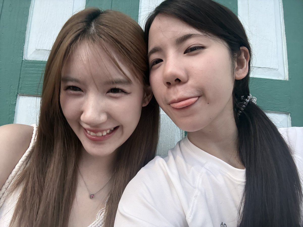 Famequadlips's tweet photo. ได้ไปกี่คอนเทนต์วันนี้51515151514 https://t.co/rDuKxDZA4u