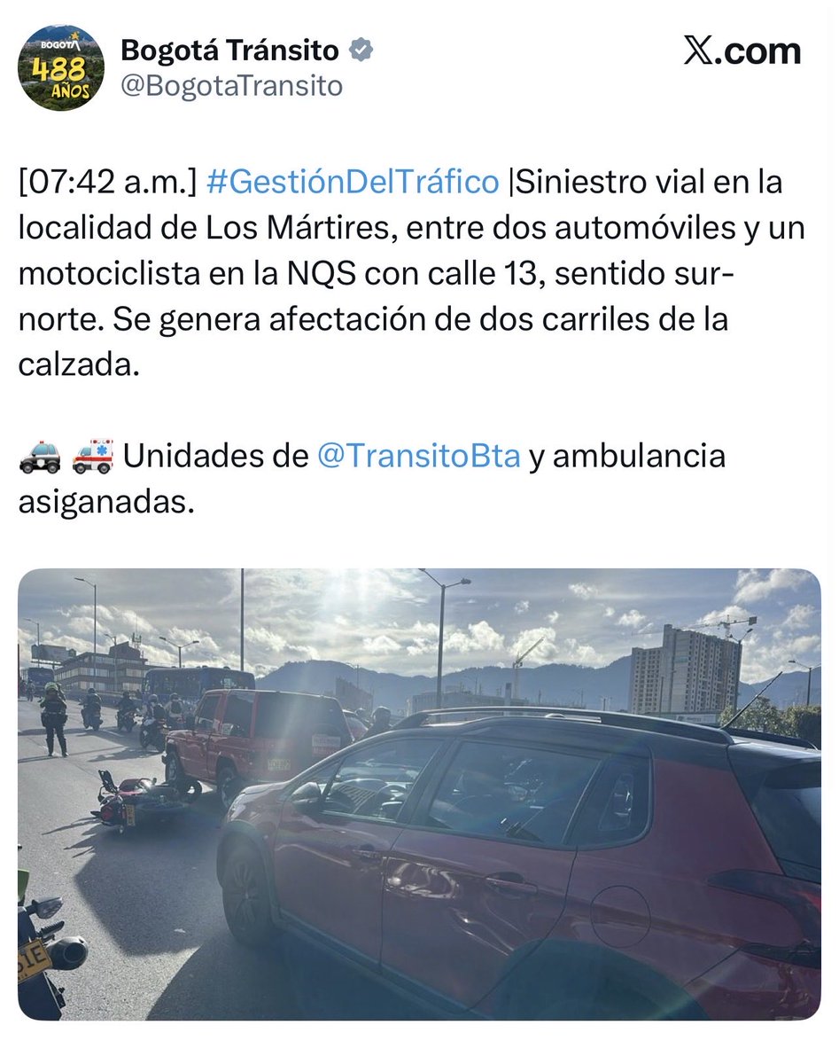 alejandr_aco's tweet photo. @TransMilenio Como ustedes no avisan, le toca a los usuarios. https://t.co/P44Aij9TYC