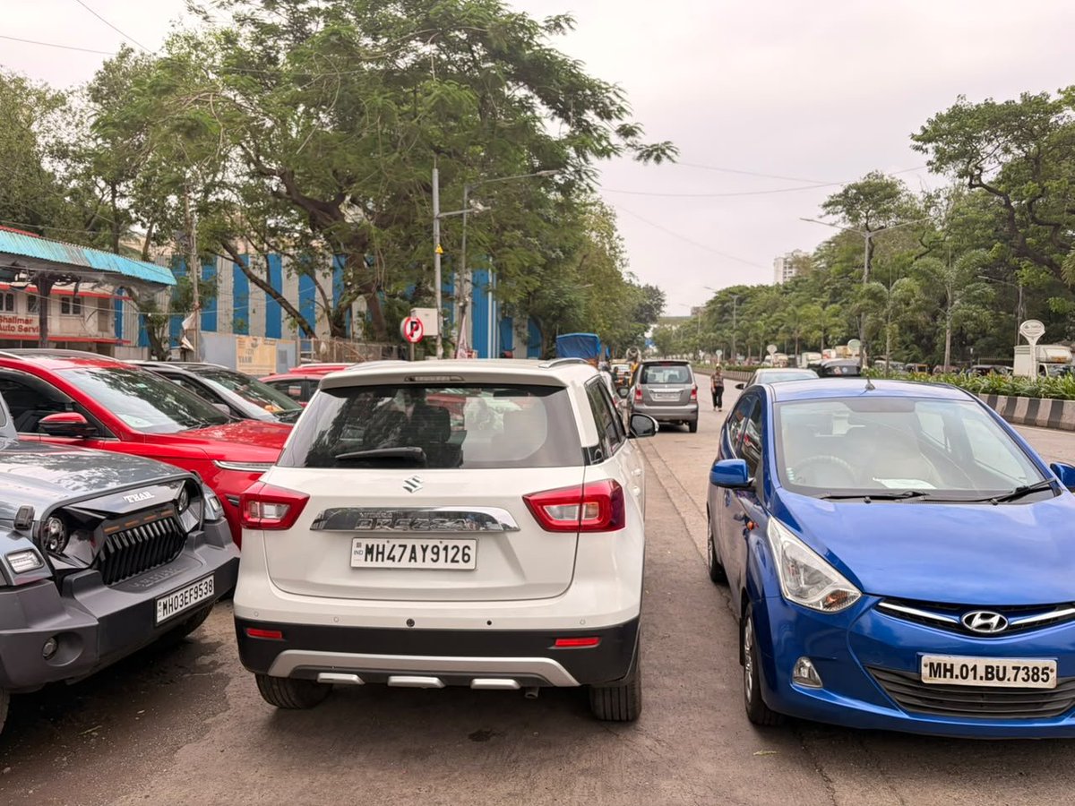 only_ashu's tweet photo. @MTPHereToHelp @MumbaiPolice @MTPHereToHelp @DGPMaharashtra @Dev_Fadnavis 
Is this the action taken by @ChemburPS ?

Today the garage person was threatening me of consequences when I was clicking photos of violation. @CPMumbaiPolice

Price to be paid for being a responsible citizen? @TimesNow https://t.co/5WpzOodl1W