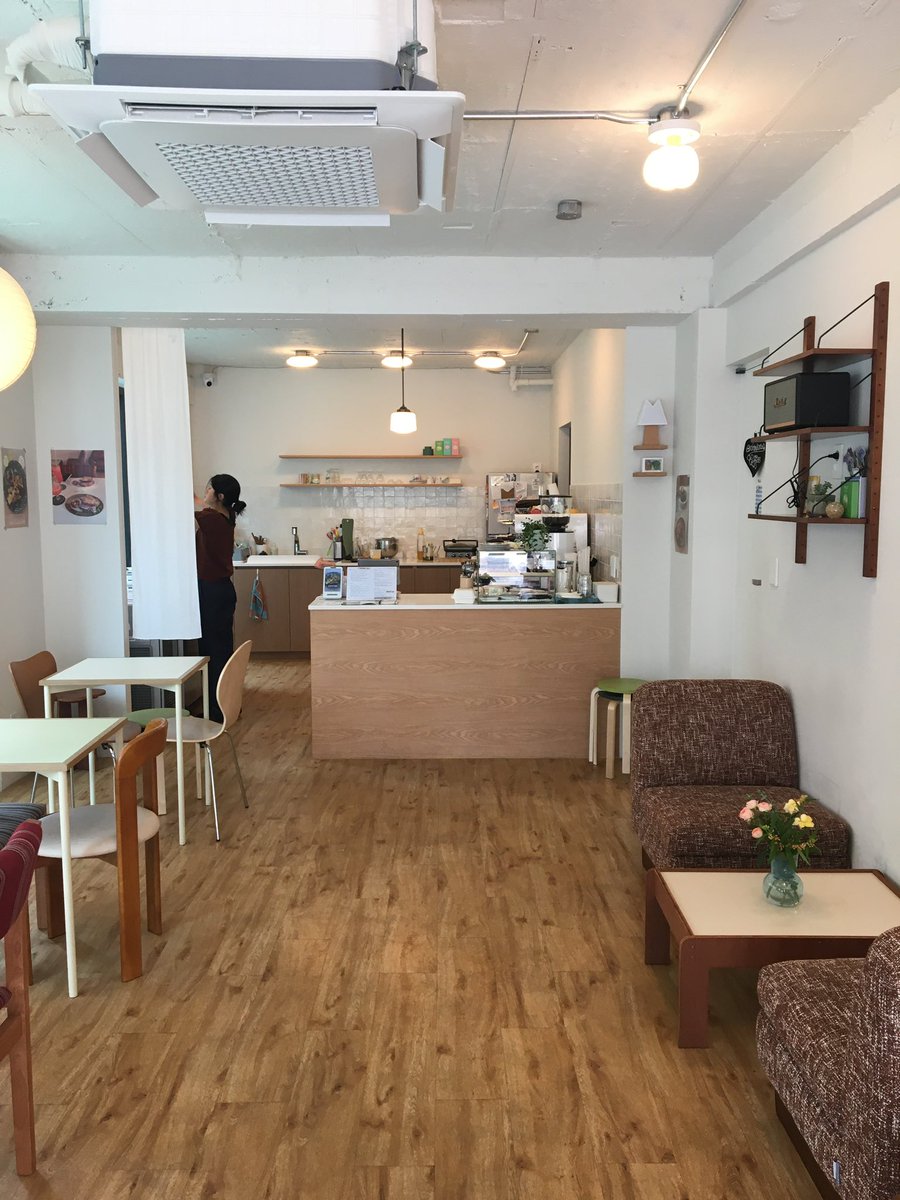 ukeeio's tweet photo. 휘낭시에 앙 https://t.co/kTDc50jLk9