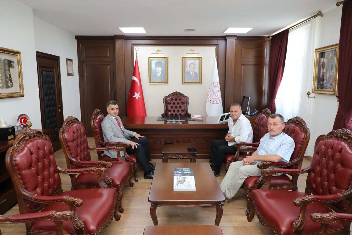 Ordu_MEM's tweet photo. Türk Eğitim Sen Ordu Başkanı Metin Şeyhoğlu İl Millî Eğitim Müdürümüz Sayın Mehmet Fatih Vargeloğlu'nu ziyaret etti.

#eğitimkentiORDU
#Ordu

@tcmeb @Yusuf__Tekin @TCOrduValiligi @mhilmiguler @mfvargeloglu https://t.co/W2RdOWhr3o