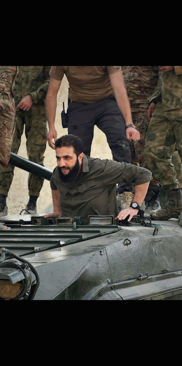 giniral515's tweet photo. @SaudiNews50 الله يعزك شيخنا الفاتح كابوس الفرس وذيولهم 
الشرع لمن اهتدى 
الجولاني لمن اعتدى 🥷🏻 https://t.co/rFnvpS2r3S