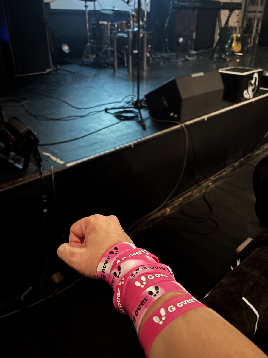 kguchi_m's tweet photo. 2025年12月以来のduo Music EXCHANGE
じおばのFATEで陣取ってた下手最前には気持ち的に行けず上手で参戦。始まる前はちょつと泣きそうだったけどToi Toi Toiのライブは元気が出る😁
ももちゃんかわいかった🩷
#Gover #じおば #トイトイトイもも #ToiToiToi https://t.co/OPy9wkbiX9