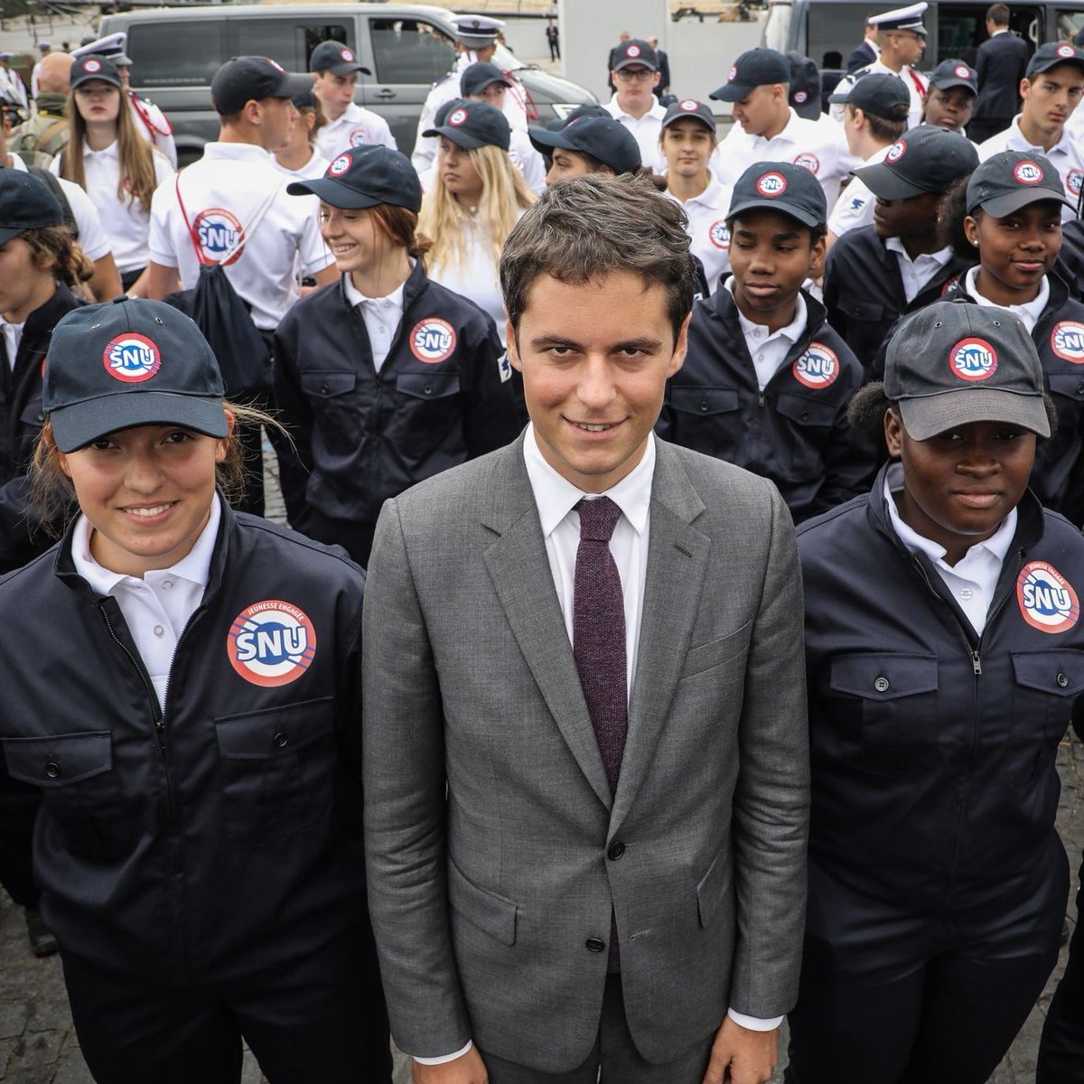 bouliboulibouli's tweet photo. POV : nous sommes en 2028, tu n'as pas liké le dernier TikTok du président Attal et on sonne à ta porte. https://t.co/HiNIYzLZND