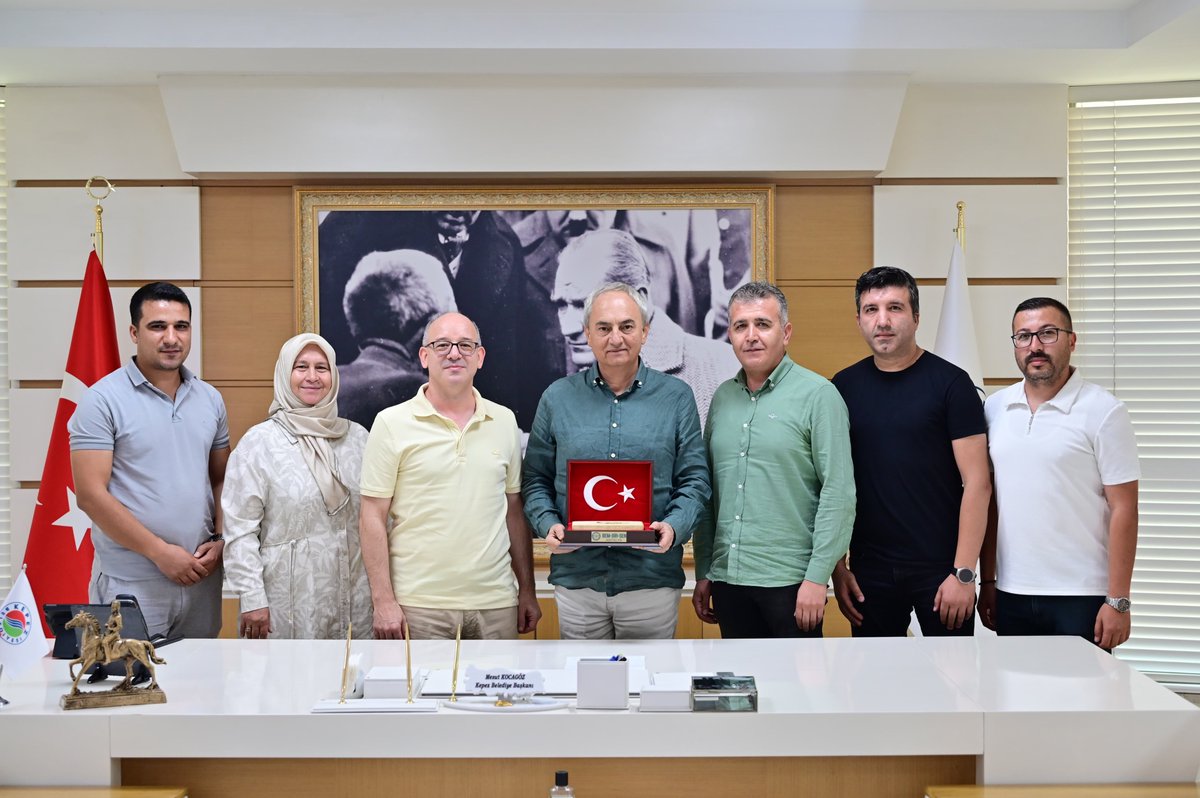 AntalyaBem's tweet photo. Genel Başkan Danışmanımız Ahmet Selim Kadıoğlu, Şube Başkanımız Gülabi Acar, şube başkan yardımcılarımız ve işyeri temsilcilerimiz; Kepez Belediye Başkanı Sn Mesut Kocagöz'ü (@mesutkocagoztr) ziyaret ettiler. https://t.co/vIQUwNz7Ux