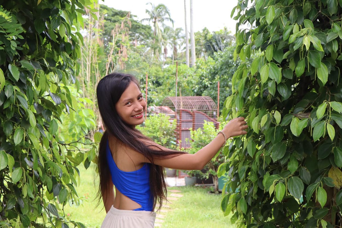 luckelle_'s tweet photo. emerita's farm d2 https://t.co/FjMjXinVyA