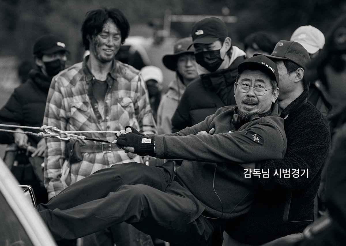 dotdotera's tweet photo. 나홍진 디젤 아크테릭스 왤케 구라같지 
그냥그냥뭔가이상해요뭔가만나면안되는것끼리만난느낌이야 https://t.co/ekw6ooaK2s