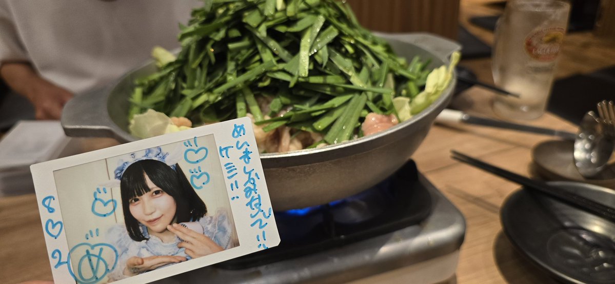 Chemi1218's tweet photo. 今日福岡に来たので特典会は遅れて到着してできなかった... おすすめしてくれた料理を知人と食べて、明日のレビューを話してあげるね。
#めんまみつけたよ︎ https://t.co/RZyqdsNjSe