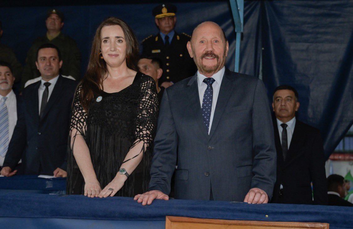 florenciarietto's tweet photo. El modelo Isabel Perón de Villarruel: Rodrigazo en lo económico, triple A en lo político. Rodrigazo: déficit fiscal, emisión de dinero, control de precios, control de capitales, aumentó por 6 la inflación y multiplicó por 6 la pobreza. Triple A: planificar asesinatos desde el estado. Sigo? Ah! Si. Congraciarte con la casta más rancia y llamarlo alta política.