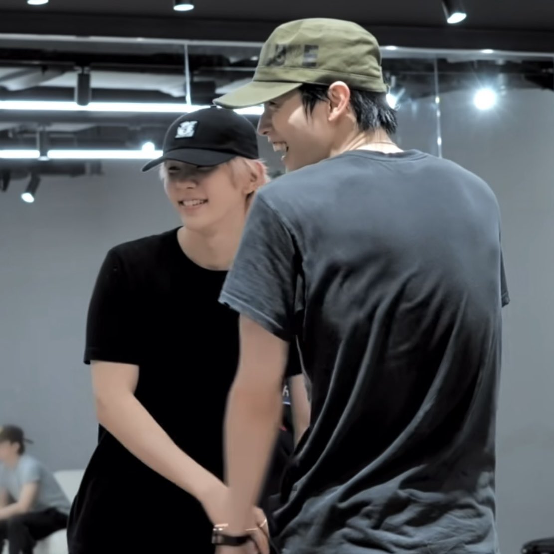 sungshobot's tweet photo. https://t.co/HEGeUd96aY