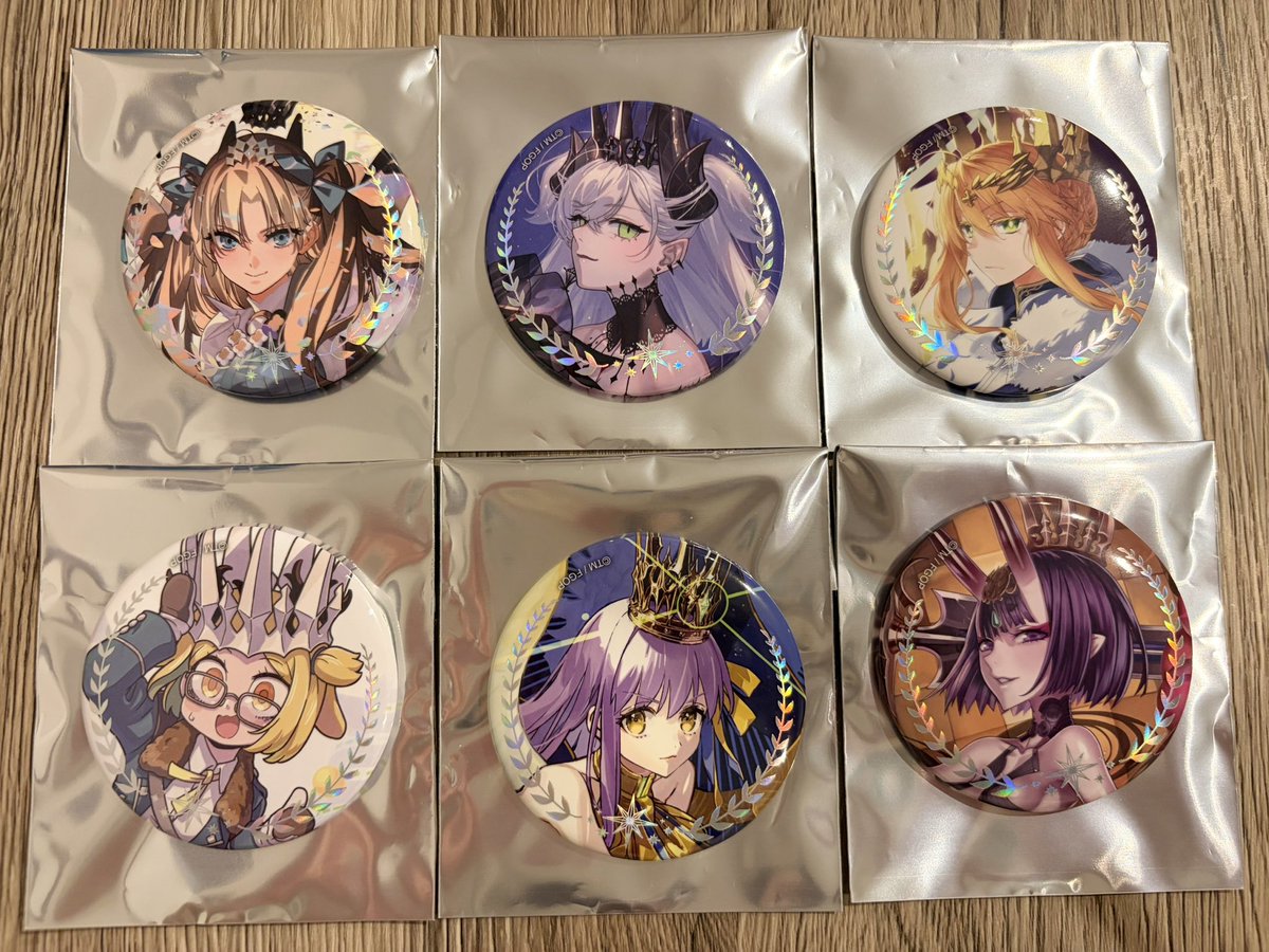 Naako0922's tweet photo. 【交換】 FGO 星見の回廊 箔押し缶バッジ
霊基召喚缶バッジ Fes.2026

譲
リリス、Sエレシュキガル、Sバニヤン、ゴールデンBB、酒呑童子、アルトリア

求
バーヴァンシー
星見の回廊 箔押し缶バッジ
or 
霊基召喚缶バッジ Fes.2026

郵送交換もしくは渋谷にて手渡し
お気軽にお声がけください。 https://t.co/gJaIoQ3B2q