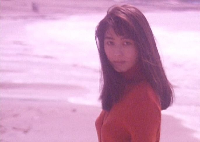 ZARD5552's tweet photo. 肩を寄せて歩く二人のコントラスト
溶け合うように続いていた
もう探さない
熱く生きることも
あぁ～
少し臆病になる
裸のままで 今は愛せないから https://t.co/u5Zl9FEUtf
