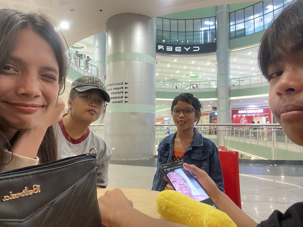 luckelle_'s tweet photo. loml w the enemies - 080126
❎watched spidey
✅spent hundreds and hundreds of tokens HWFSHSGAHAHAHAHA https://t.co/T2UYvflI15