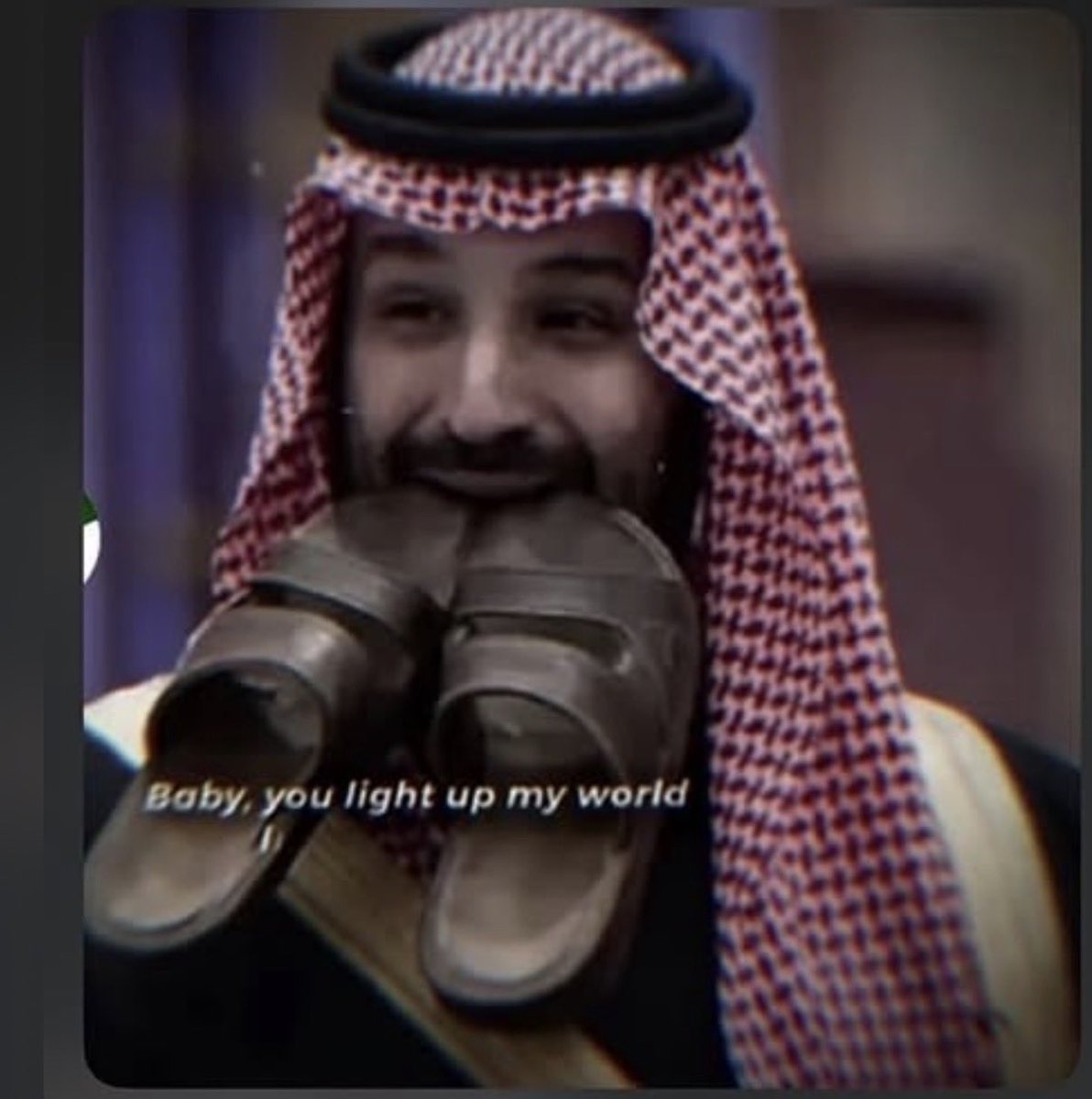 lysyn779266802's tweet photo. @alwsaby_rh67229 لولا هذا الشاذ العميل الصهيوامريكي  لما جتي امريكا والغرب لحتلال الدولة العربية الاسلامية وتقسيم المسلمين واضعاف الاسلام من ارضاء الاحمق والنتن https://t.co/MduaLiOWPl
