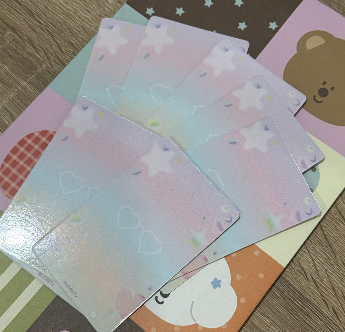 sweetiesofidea's tweet photo. 🩷 เเจก การ์ด gmm คอลแว่น all eyes 🍀  
           🪵ไม่มีตำหนิ  ไม่เสียค่าส่ง 
              2 คน คนละ 2 ใบ สุ่ม สุ่ม ❕
               (ฟอล+รี) ในทว.โอลลี่
                  ˗ˏˋ time >>> tba ˎˊ˗
                 🪼⋆｡𖦹°🫧⋆.ೃ࿔*
#ตลาดนัดgmm  #ตลาดนัดgmmtv https://t.co/WFmJVywZQf