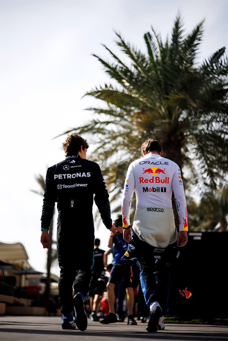 antonehli's tweet photo. #kimax #vertonelli / 3312 1233 max x kimi onetweet au!
overthinking. https://t.co/UP24oQQ79J