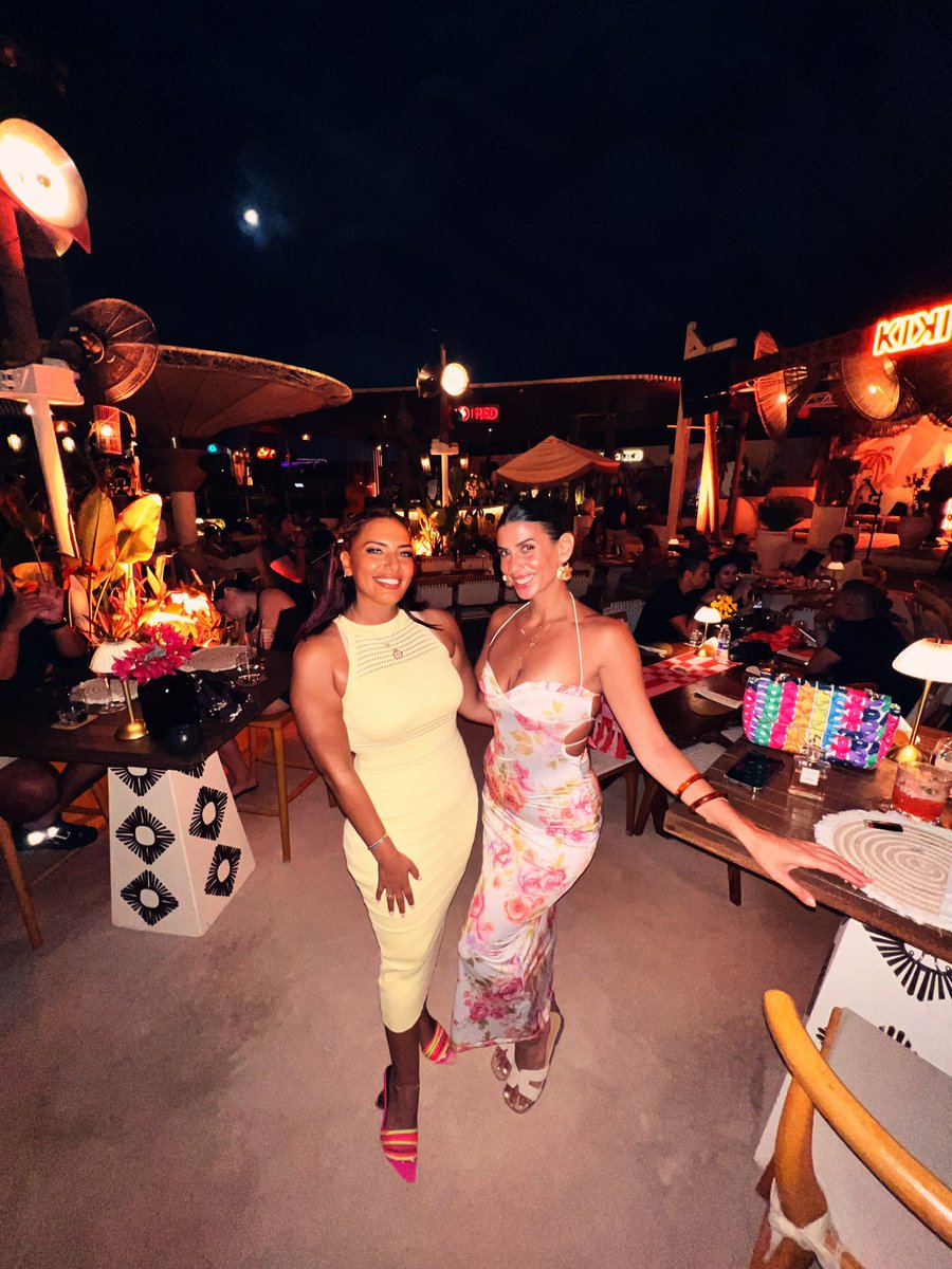 nadia_ashry9's tweet photo. Let’s go Behind the Experience ✨

A full hospitality journey @kikis.beach , where delicious food, live music, energetic performances, and a vibrant open-air atmosphere come together for an enjoyable night out.

Overall Hospitality Score: 85/100 — Very Good.  #BehindTheExperience #NadiaAshryHospitality #Kikis #NadiaAshry #queenofhiddengems