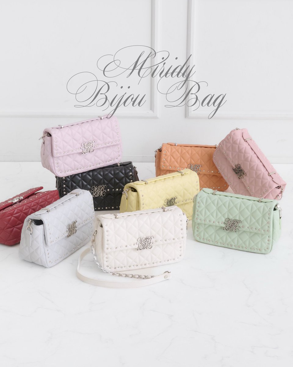 miridy_official's tweet photo. 【𝒁𝑶𝒁𝑶𝑻𝑶𝑾𝑵♥ ꒷꒦】
Miridyで大人気のビジューバッグが再入荷🎀
 #推し活バッグ #参戦バッグ https://t.co/luTin8CXfg