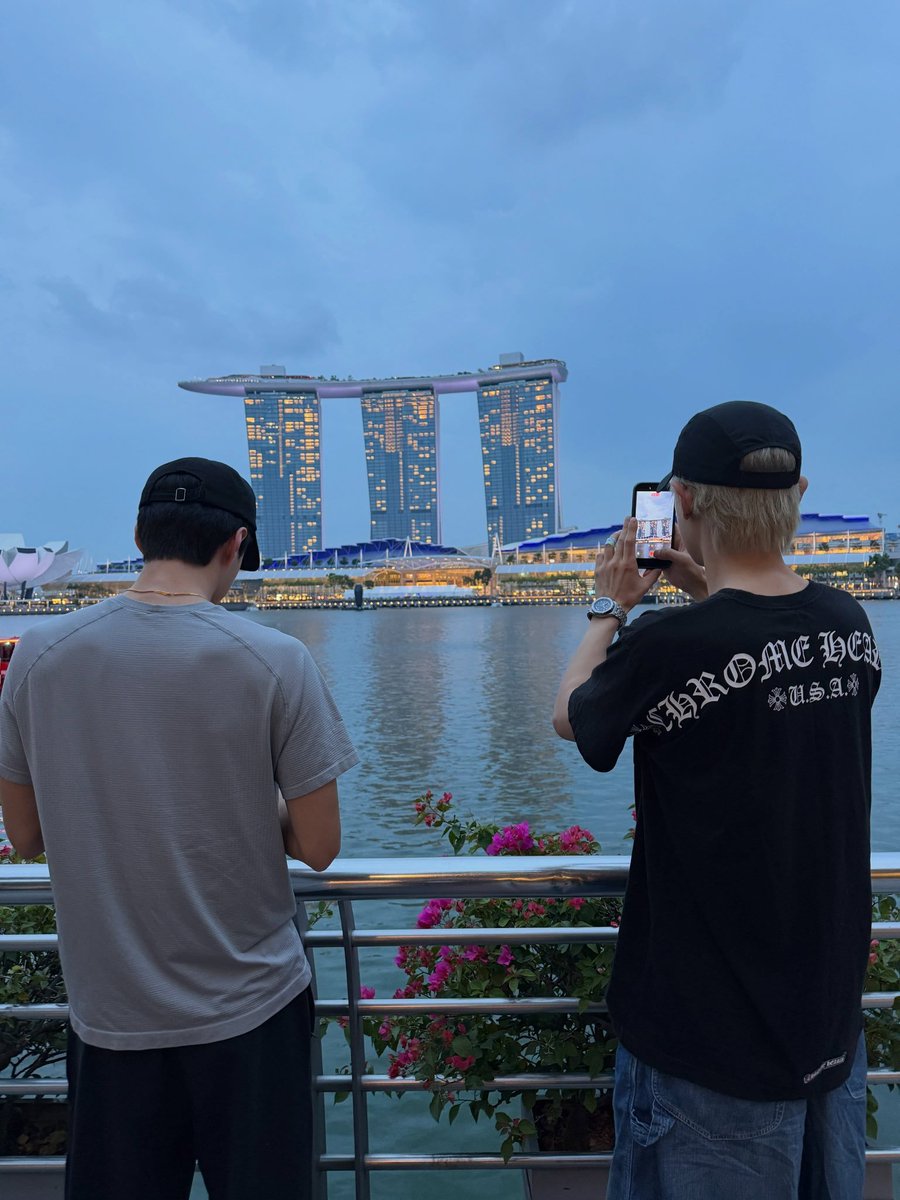 Dal_lia_binnie's tweet photo. EXO-SC Comeback sih ini tandanya 🥰
#SEHUN #CHANYEOL #EXO_SC https://t.co/MbJOy05eJ1