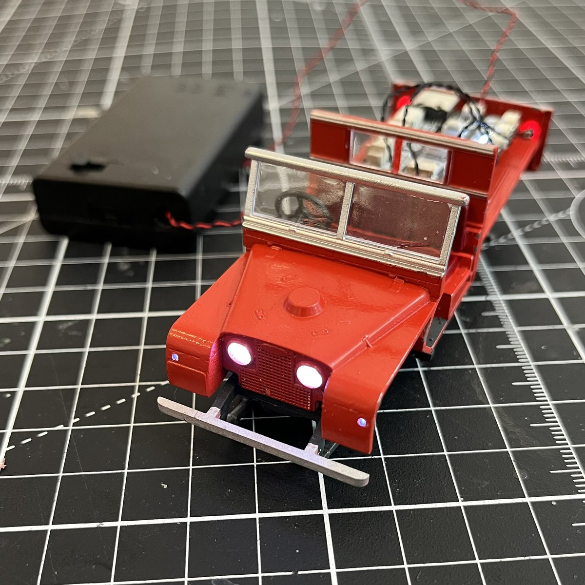 PaterPracticus's tweet photo. @rpimagazine More lights installed on my Land Rover fire truck, with expansion boards allowing me to double up the LEDs for each port on the RP2040 powered @pimoroni Tiny FX controller. #MakerMonday https://t.co/rvki52943U