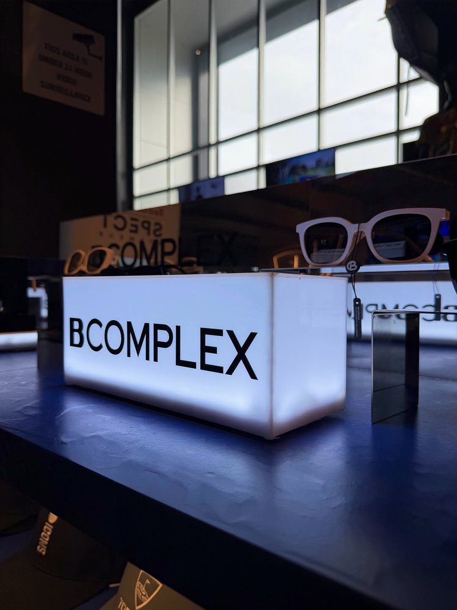 oonruen_'s tweet photo. กรี๊ดดดดดด #BCOMPlex แล้วนุซื้อไปแล้ว x กับ TopGolf กรี๊ดดดดดดดดดด #พี่จองคยองแท https://t.co/7uln8A6mxz