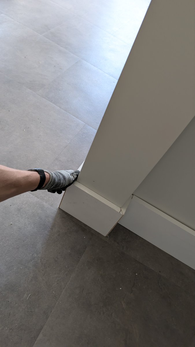 Joe_Batchler's tweet photo. Putting up baseboards https://t.co/rcPZUU9imk