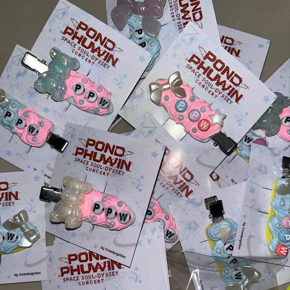 naviwgation's tweet photo. pls kindly rt🫶

🐻🐼Giveaway for  pondphuwin space soul-dyssey concert 💙🧡

- deco hair clip : 60 ea
- acrylic keychain : 40 ea

🗓️22-23 August 2026
📍Impact Arena
⏰tba

exchange dm naka~
#PondPhuwin #ปอนด์ภูวินทร์
#PondPhuwinConcert 
@ppnaravit @phuwintang https://t.co/NKbABJurMK