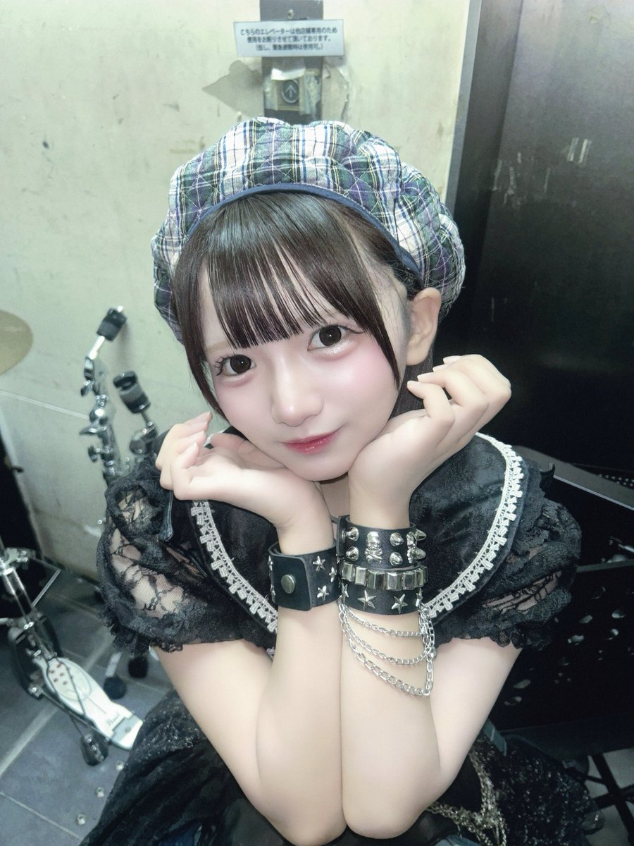 nopas_rara's tweet photo. １ヶ月ぶりのあいらら୨୧ ˊ˗
かわいい？ https://t.co/VozkCYNwwE