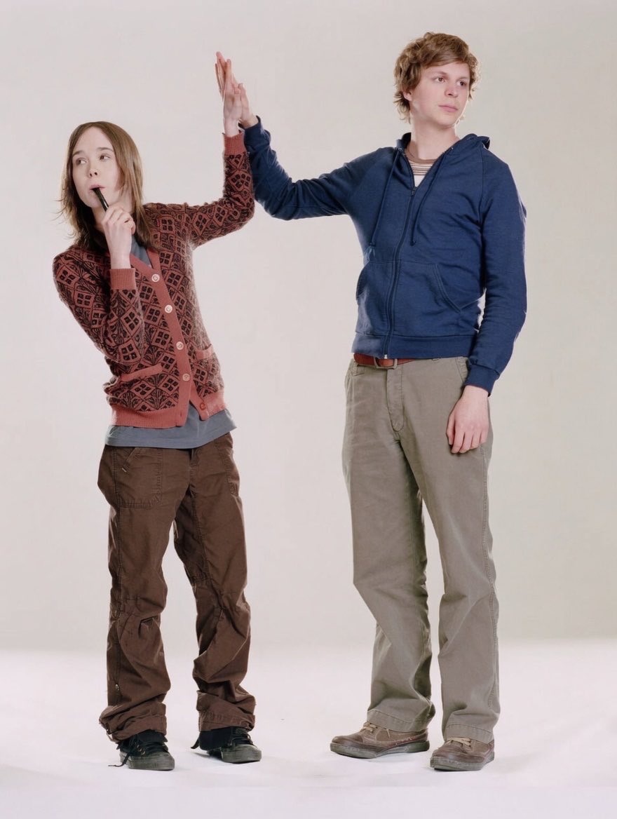 welcome_jpeg's tweet photo. promo shoot for juno, 2007 https://t.co/GGjBWFZfmN
