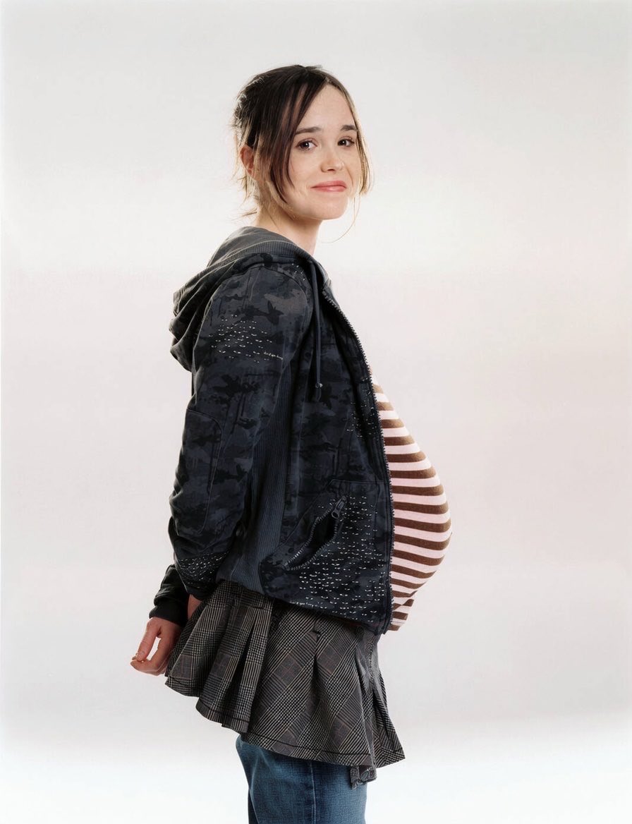 welcome_jpeg's tweet photo. promo shoot for juno, 2007 https://t.co/GGjBWFZfmN