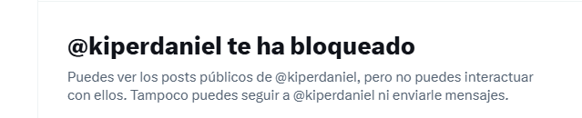 LabrunaRiv54745's tweet photo. Buen candidato a Presidente tuvo River. 
Se ve que le gusta escuchar al socio 
Papelón. https://t.co/WCniM47F9Y