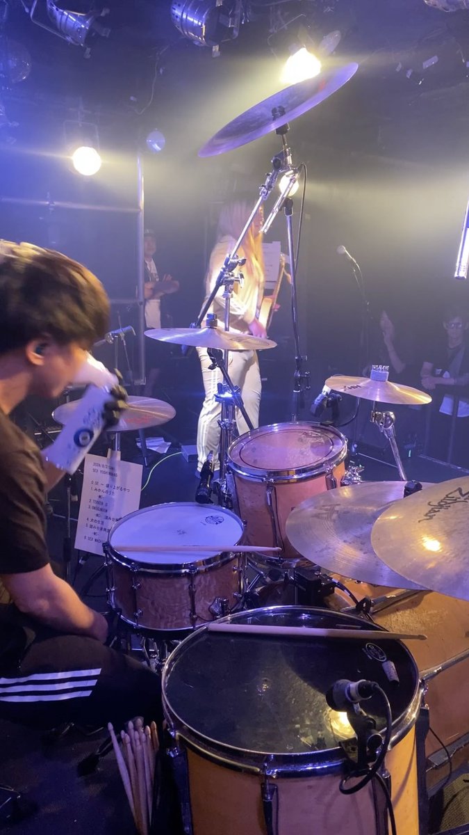 charaoka_dr's tweet photo. 昨日はSEX YOSHIMURASライブでした！
トラブルがありながらも、それを打ち消せるほどの熱いライブになったと思います！
ご来場頂きありがとうございました！

写真や動画撮った人はどんどんupして！または送ってくれると嬉しい！ https://t.co/tL436L55K6