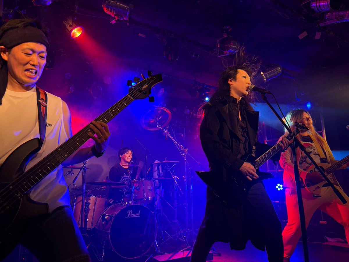 charaoka_dr's tweet photo. 昨日はSEX YOSHIMURASライブでした！
トラブルがありながらも、それを打ち消せるほどの熱いライブになったと思います！
ご来場頂きありがとうございました！

写真や動画撮った人はどんどんupして！または送ってくれると嬉しい！ https://t.co/tL436L55K6