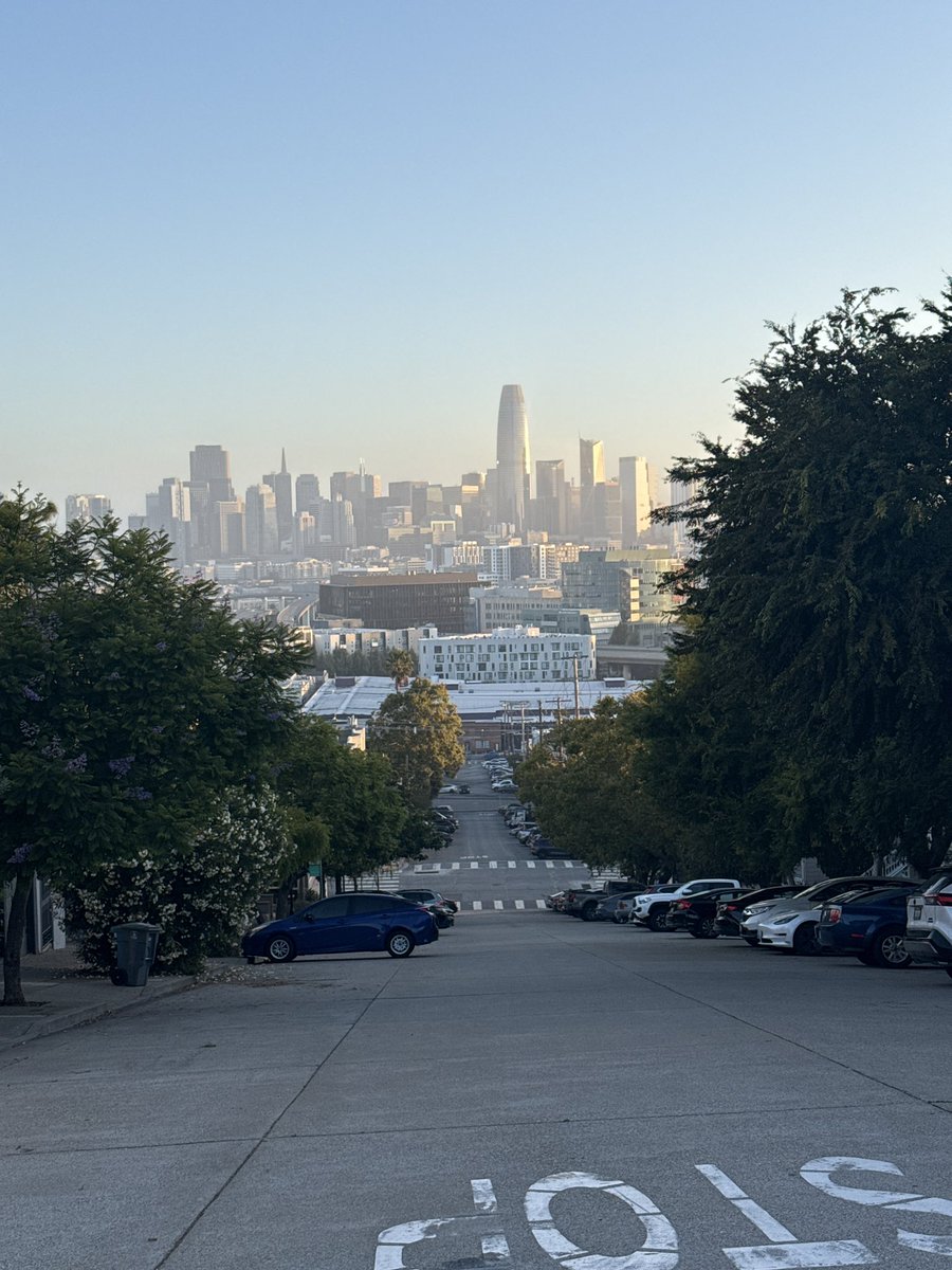franlynchh's tweet photo. Morning SF https://t.co/iJgM5e2YDx