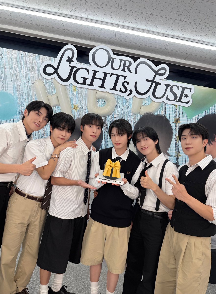 onf_feed's tweet photo. .@ONF_offcl fromm Channel Update

"260803 
온앤오프의 9번째 여름을 축하해 🍃"

#온앤오프 #ONF https://t.co/DP5cCJoy6P