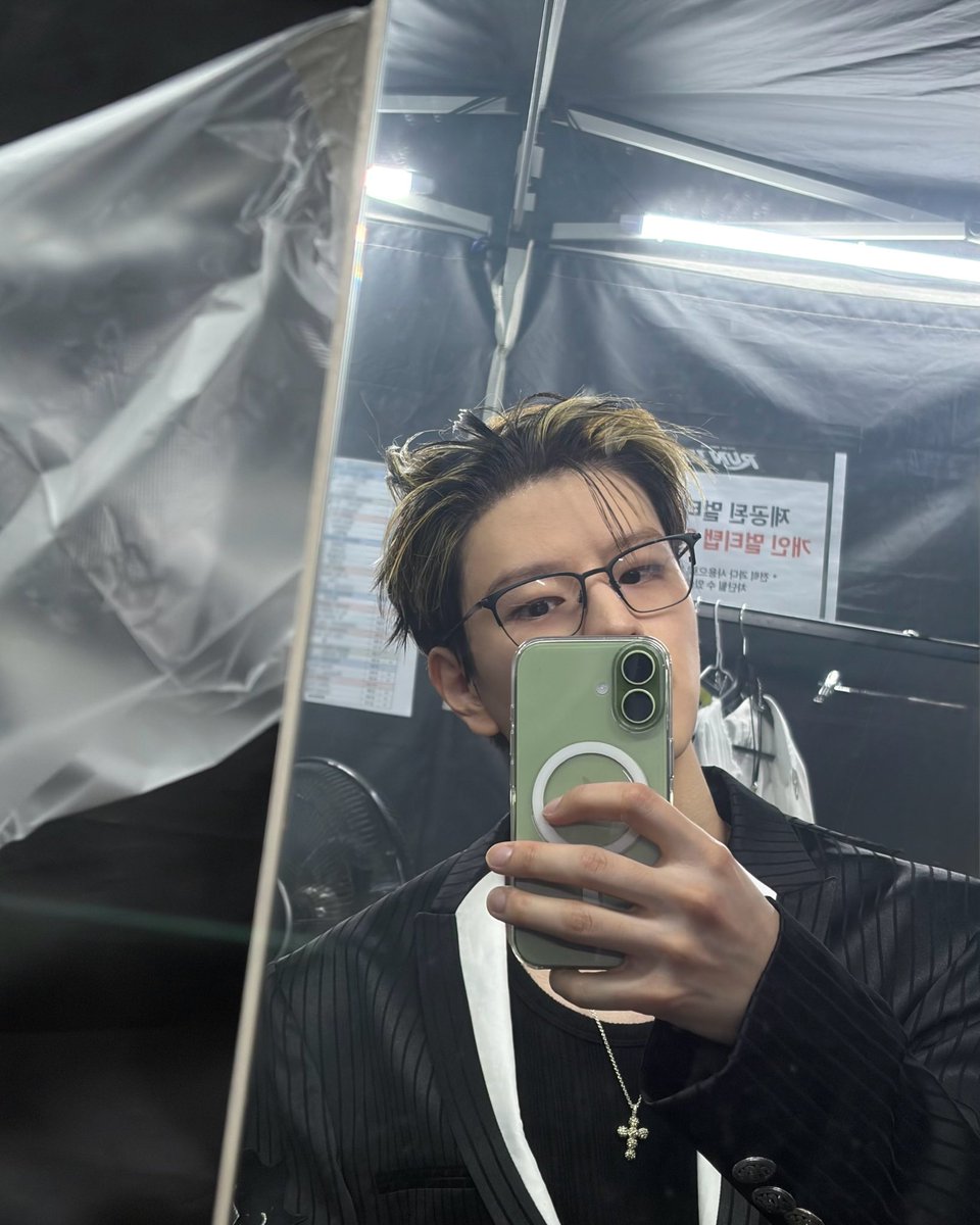 spearhyunnie's tweet photo. seungmin instagram update: "i did it" https://t.co/TyziJlMgJ4