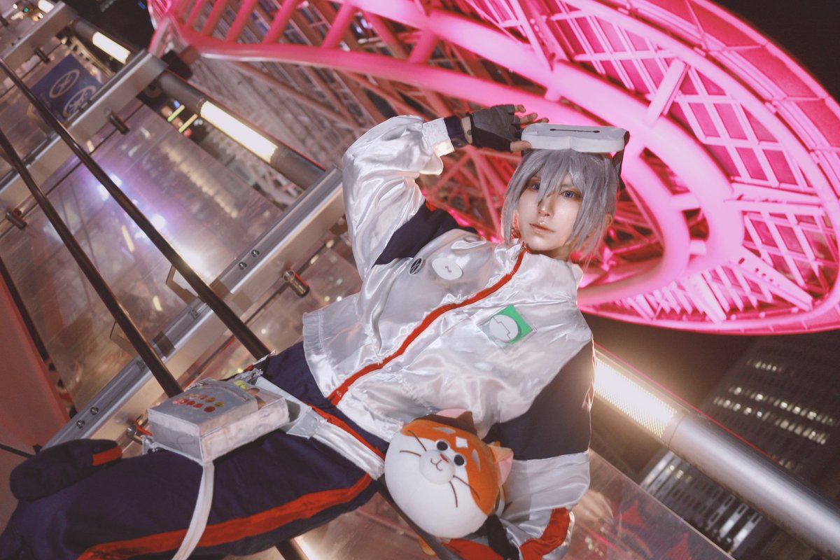 11Lightning's tweet photo. 【コスプレ/cosplay】
 　Fate/Grand Order
　　フレンドリーテック🤖シルバー

　　いざ、尋常に勝負…！

撮影📷️sugihideさん（@mikawanoniisan）
#コスサミ
#コスサミ2026
#tws 
#ツイステ https://t.co/EcVSHGZvYP